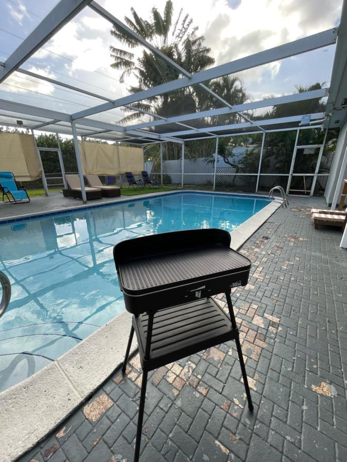 Pool Vacation Villa Hollywood Luaran gambar